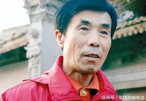 奇侠优配 晚节不保？76岁何庆魁被亲儿子曝家丑，仅剩的那点体面也没了