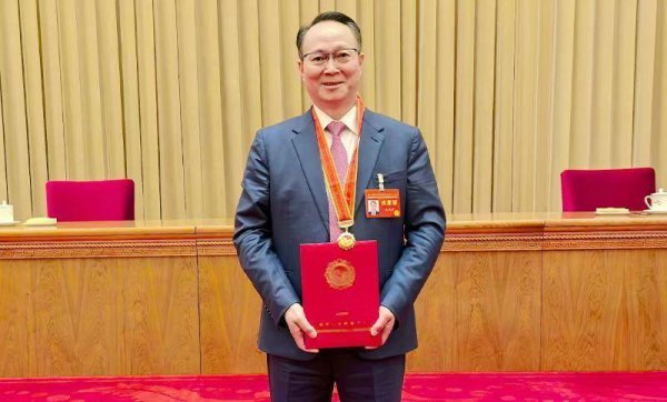 亿鑫网 信永中和集团总裁宋朝学获“优秀中国特色社会主义事业建设者”称号
